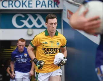  ?? Photo by Sportsfile ?? Brian Kelly runs out onto the Croke Park pitch ahead of the 2014 All-Ireland SFC semi-final against Mayo.