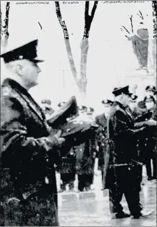  ?? PHOTOS: MONTREAL POLICE BROTHERHOO­D ?? More than 4,000 people attended the police funeral on Dec. 18, 1962, for officers Denis Brabant and Claude Marineau.