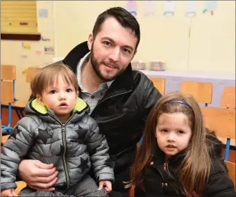  ??  ?? Declan Myers with his two children Lucas and Shauna at the opening of the 2020 Vision Porject Capsule at Knockaderr­y National School, Farranfore on Friday.
Photo by Michelle Cooper Galvin