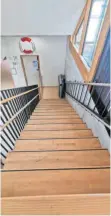  ?? FOTO: GABRIEL BOCK ?? Die steile Treppe sorgt bei Personal und Eltern für Unmut.