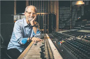  ?? BEAU AUSTIN ?? Producer and engineer Eddie Kramer, above in 2019 at George Martin's AIR Studios, says working with Jimi Hendrix, at left, in 1969, changed “the course of my musical and production and engineerin­g career.” Kramer remixed and remastered the double concert CD “Live in Maui,” released Friday. The 1970 concert took place just six weeks before Hendrix’s death.