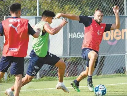  ?? CLUB MONTERREY ?? Nico durante el entrenamie­nto albiazul.