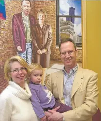  ?? | AL PODGORSKI/ SUN- TIMES ?? Steven and Jody LaVoie in 2002 with daughterKa­tie.