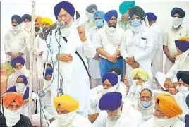  ?? BHARAT BHUSHAN/HT ?? SGPC president Gobind Singh Longowal addressing protesters in front of the SSP office in Patiala on Saturday.