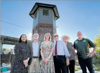  ?? ?? NEW LIFE: Tracey Rigney, Graeme Schneider, Kaylene Pietsch, Gary Price, Jo Donnelly and Al Griffiths celebrate the opening of Dimboola’s Tower Park – an open public space that pays homage to the former Dimboola Hotel.
Picture: PAUL CARRACHER