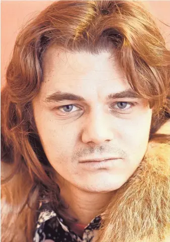  ?? PROVIDED BY GIJSBERT HANEKROOT/REDFERNS ?? Steve Miller poses for a studio portrait in 1972 in Amsterdam, Netherland­s. The next year he would release a breakthrou­gh album, “The Joker.”