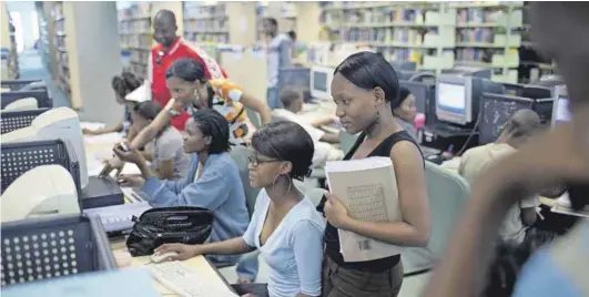  ?? Getty Images)
(Photo: Pers-anders Pettersson/ ?? African students want short, sharp blended learning programmes suited to their specific needs.