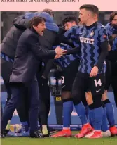  ?? ?? Di nuovo insieme? Ivan Perisic e Antonio Conte in una vecchia esultanza in maglia Inter: i due potrebbero tornare a lavorare insieme al Tottenham nel 2022-23