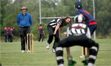  ?? JONATHAN LEASK/STUFF ?? Cheviot’s Pete Rayner collected 6/22 against Southbrook