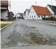  ??  ?? Die Straße Hinterer Berg wird für etwa 400 000 Euro ausgebaut.