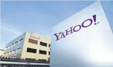  ??  ?? El CEO de Verizon, Lowell McAdam, dijo que la compra de Yahoo los colocará en el top global como una empresa móvil. MILLONES de usuarios tiene Yahoo, por lo que espera reforzar los 100 millones de clientes móviles de Verizon para acelerar este segmento.