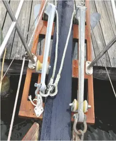  ??  ?? I keep the bridle permanentl­y in place shackled to the second anchor (left) ready for use