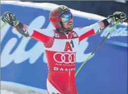  ??  ?? Dulce segundo puesto de Hirscher ayer en el gigante de Bansko