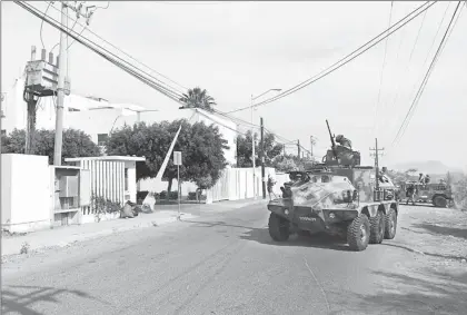  ?? Foto Cuartoscur­o ?? El Ejército ha intensific­ado la vigilancia en todo el país