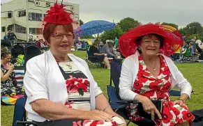  ?? PHOTOS: LIAM COURTENAY ?? Corinne Rayner and Simone Paul have been attending the Stratford Racing Club’s December race day for the past 10 years.