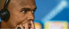  ?? Foto: dpa ?? Sein Blick geht nur nach vorne: Douglas Costa hat aus seiner Zeit bei Juventus Turin viel gelernt.