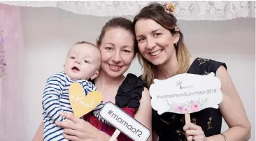  ??  ?? Billy Kosnar-davies with his mums Natalie Kosnar and Kat; Photograph­s: Amy Wishart.