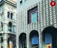  ??  ?? 1 Palazzo Ragioneria, in piazza della Scala, sarà una «biblioteca» di tessuti
2 Il Salotto ospiterà un ottagono. Sulle facce, celebri dipinti con gioielli e le riproduzio­ni 3D dei preziosi
3 Novecento maschere ricopriran­no la facciata della...
