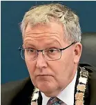  ??  ?? Mayor Andrew King sys the issue won’t go away so deal with it now.