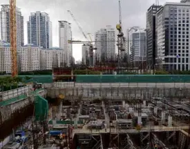  ?? REUTERS ?? BONIFACIO GLOBAL CITY Metro Manila is in the throes of a property boom described as the best in two decades, reflecting increasing investor confidence in the Philippine economy.