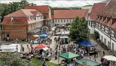  ?? Foto: Maik Schuck ?? Das Landgut Holzdorf zählte zum Denkmaltag und der regionalen Genussmess­e etwa  Gäste.