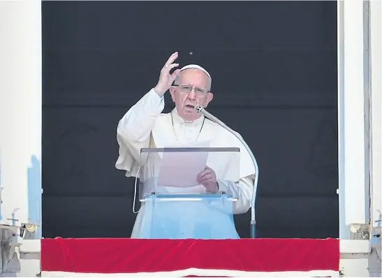  ?? Filippo monteForte/aFp ?? El Papa celebró el tradiciona­l Angelus, anteayer, en la Plaza San Pedro