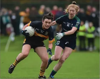  ??  ?? Doireann O’Sullivan of Mourneabbe­y in action against Ciara Ni Mhurchadh of Foxrock Cabinteely