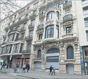  ?? XAVIER GÓMEZ ?? El antiguo hotel Montecarlo convertirá sus bajos en un comercio