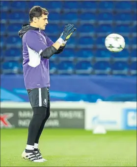  ?? FOTO: EFE ?? Preparado para medirse al Leicester Ante el Copenhague encajó su primer gol