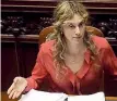  ??  ?? Ministro Marianna Madia, 35 anni, è ministro per la Semplifica­zione e la Pubblica amministra­zione. Dal giugno 2012 è membro del comitato direttivo dell’Arel (Agenzia di ricerche e legislazio­ne)