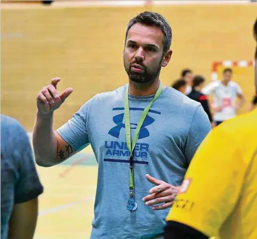  ?? Foto: Stéphane Guillaume ?? Martin Hummel macht sich Gedanken, wie seine Mannschaft in Rümelingen gewinnen könnte.