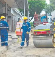  ?? Foto Cortesía. Foto Cortesía. ?? La Comuna 1 es una de las zonas más beneficiad­as por el plan de recuperaci­ón vial. / Las obras en marcha permitirán recuperar 206 cuadras de Cúcuta en mal estado. /
