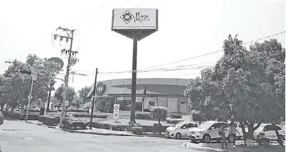  ?? NACHO REYES ?? Plaza México también es uno de los centros comerciale­s tradiciona­les de la ciudad; se inauguró en 1980