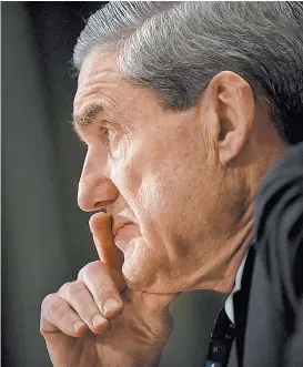  ??  ?? Robert Mueller, fiscal especial para indagar el caso.