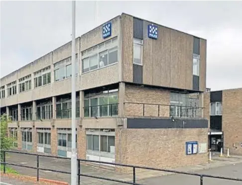  ?? ?? CHASE: Bertorelli pursued one woman in his car until she pulled up at Dunfermlin­e police station, above.