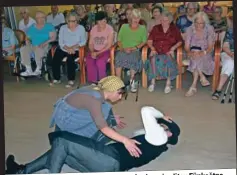  ?? FOTO: OSTE BAKAL ?? Folklorist­i se že pripravlja­jo na septembrsk­o prireditev Fünkoštna rosa – rona košja 2021, njihovo avtorsko delo.