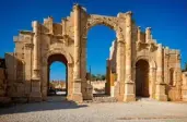  ??  ?? The ancient city of Jerash, in Jordan