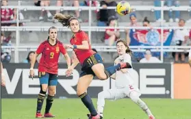  ?? FOTO: AP ?? Preparadas
Alexia Putellas, que marcó un gol ante Japón, quiere “hacer algo grande”
SHE BELIEVES CUP