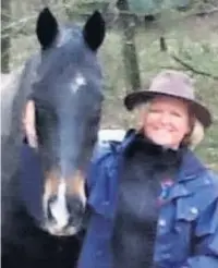  ??  ?? ●●Jacqui Taylor with Dan - the horse who started off the charity