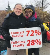  ?? JOANNE LAUCIUS ?? OPSEU members Larry Hoedl and Annette Carla Bouzi on the picket lines at Algonquin College on Thursday. The sign refers to the proportion of fulltime staff to part-timers.