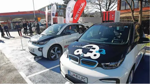  ?? Foto Mavric Pivk ?? Pomemben del učinkovite elektrifik­acije prometa je tudi dostopnost polnilnic.