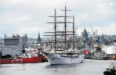  ?? Photograph: Kevin Emslie ?? IMPRESSIVE SIGHT: The Sea Cloud II progresses through Aberdeen Harbour.