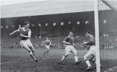  ??  ?? Terry Bly scored a vital goal for Posh against Northampto­n Town in 1961