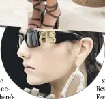  ?? ?? bALEnciAgA rectangula­r ladies sunglasses.