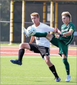  ?? JOHN BLAINE — FOR THE TRENTONIAN — FILE PHOTO ?? Sam Cohen notched an assist in Steinert’s 2-1 win over Hamilton on Thursday.