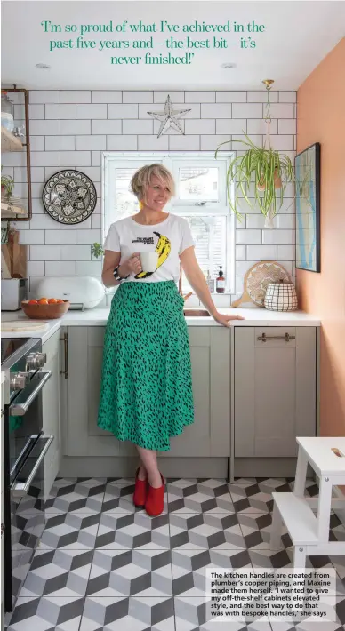 ??  ?? The kitchen handles are created from plumber’s copper piping, and Maxine made them herself. ‘I wanted to give my off-the-shelf cabinets elevated style, and the best way to do that was with bespoke handles,’ she says