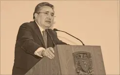  ?? Cuartoscur­o foto: ?? Luis Raúl González Pérez, presidente de la CNDH, destacó que la educación es una de las mejores vías para la prevención de la violencia.