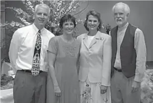  ?? Submitted photo ?? Josh and Diana Morriss pose with Steve and Annie Chapman before a concert.