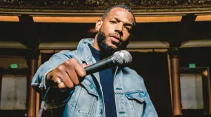  ?? FOXWOODS RESORT CASINO ?? Marlon Wayans will host Comedy Central’s “The Daily Show” from March 6 t o9, then perform at Foxwoods on March 10.