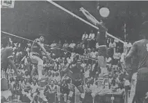  ?? OGM ?? El dominicano Leoncio Zapata durante el partido de voleibol masculino frente a Puerto Rico.